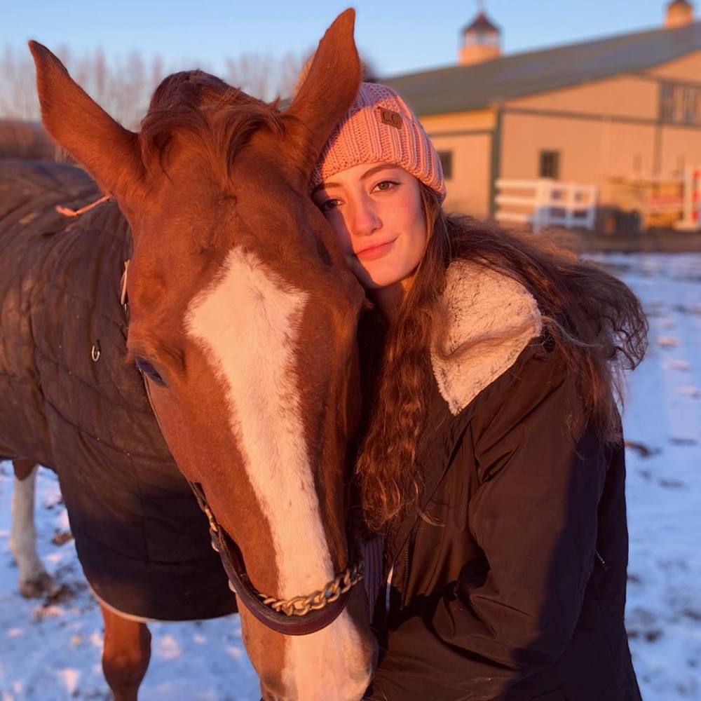 Meet your Posher, Helen